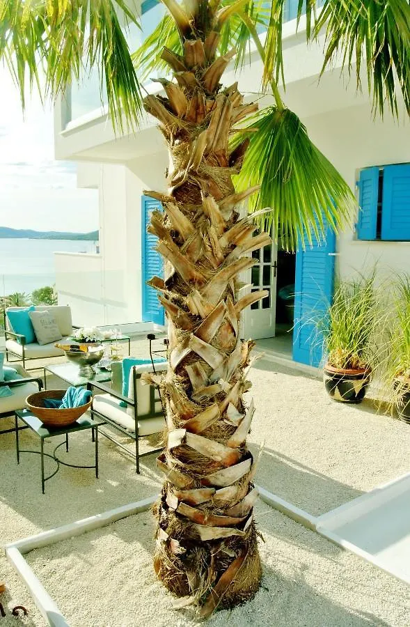 Seaside Villa With Private Pool Home By The Sea - Villa Trogir