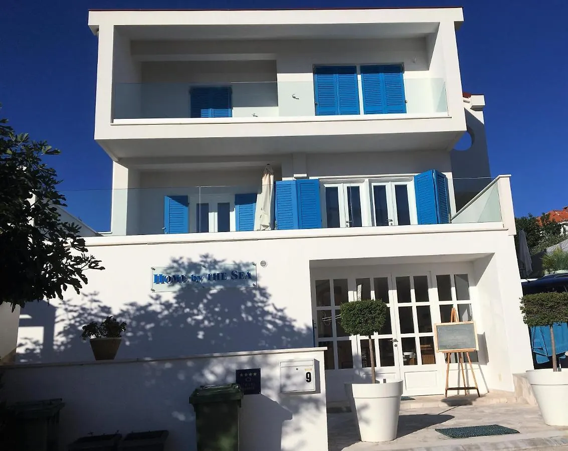 Seaside Villa With Private Pool Home By The Sea - Villa Trogir
